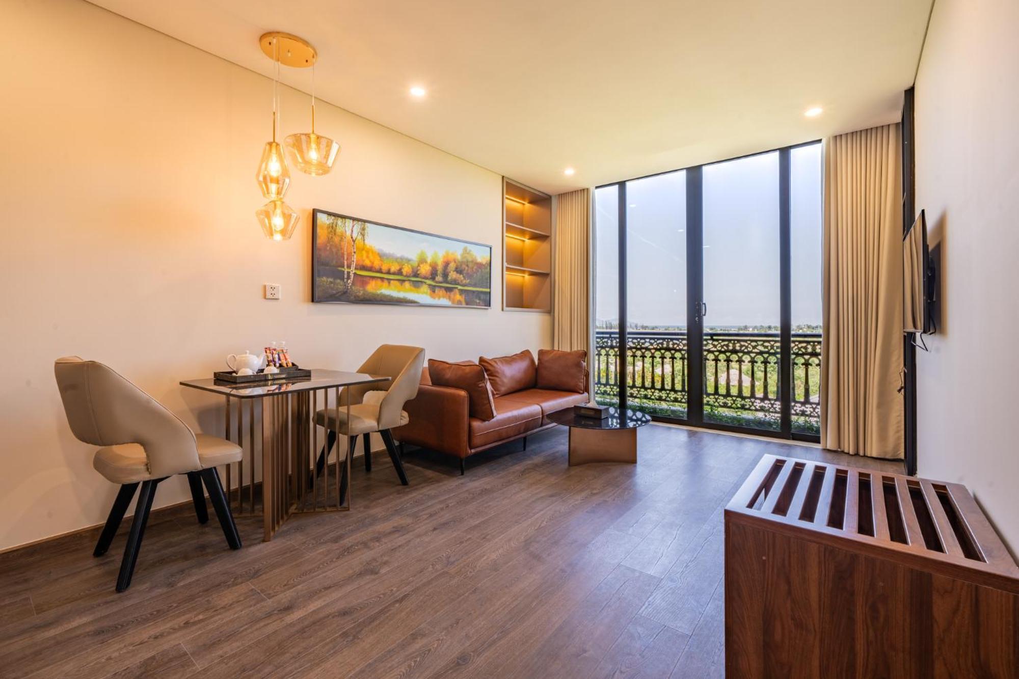 Cami Riverside Resort Đà Nẵng Exterior foto